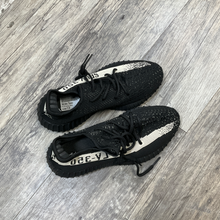 Load image into Gallery viewer, Adidas Yeezy Mens Athletic Shoes Mens 7.5
