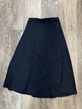 Load image into Gallery viewer, Babaton Long Skirt Size Extra Small
