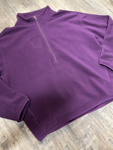 Load image into Gallery viewer, Lululemon Sweater Size Medium
