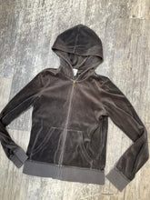 Load image into Gallery viewer, Juicy Couture size medium

