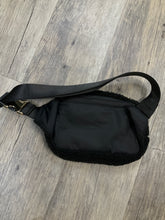 Load image into Gallery viewer, Lululemon bag

