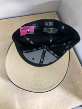 Load image into Gallery viewer, Hat
