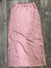 Load image into Gallery viewer, Reformation Long Skirt Size Small
