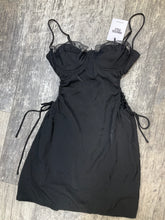 Load image into Gallery viewer, Princess Polly dress size M-L
