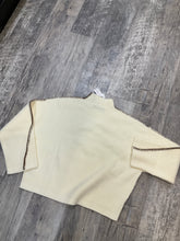 Load image into Gallery viewer, Anthropologie sweater size medium
