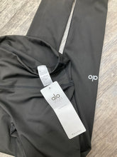 Load image into Gallery viewer, Alo pants
