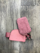 Load image into Gallery viewer, Lululemon Wristlet
