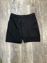 Load image into Gallery viewer, Lululemon Shorts Size 34
