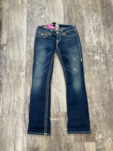 Load image into Gallery viewer, True Religion Denim Size 1 (25)

