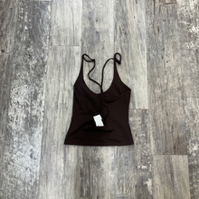 Load image into Gallery viewer, Azure Skies Athletic Top Size Large
