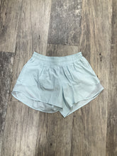 Load image into Gallery viewer, Lululemon Size S (4)
