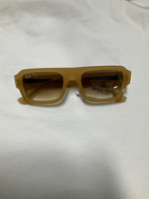 Load image into Gallery viewer, Ray Bans
