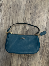 Load image into Gallery viewer, Coach Purse
