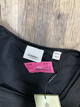 Load image into Gallery viewer, Burberry Tank Top Size Extra Small
