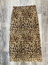 Load image into Gallery viewer, Zara Long Skirt Size Large
