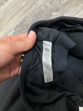 Load image into Gallery viewer, Alo Tank Top Size Large
