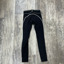 Load image into Gallery viewer, Aritzia 2-piece Set Size Extra Small
