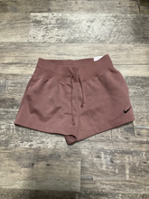 Load image into Gallery viewer, Nike Shorts Size Medium
