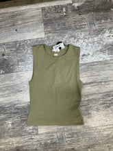 Load image into Gallery viewer, Aritzia Size XS
