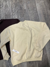 Load image into Gallery viewer, Fear of god Essentials size L brand new
