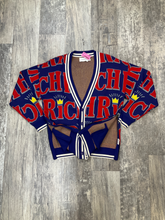 Load image into Gallery viewer, Sweater Size Small
