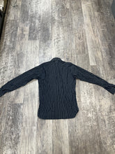 Load image into Gallery viewer, Burberry Men’s Size M
