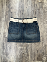 Load image into Gallery viewer, Ralph Lauren Short Skirt Size 13/14
