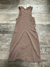 Load image into Gallery viewer, Lulu Lemon Dress Size 5/6
