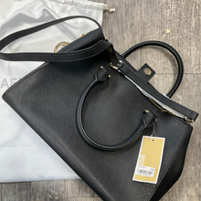 Load image into Gallery viewer, Michael Kors Purse
