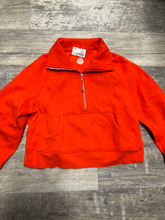 Load image into Gallery viewer, Lululemon Sweatshirt Size Small/xs
