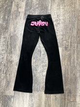 Load image into Gallery viewer, Juicy Couture Size XS
