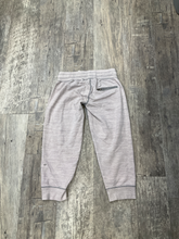 Load image into Gallery viewer, Lulu capris Size Extra Small
