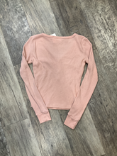 Load image into Gallery viewer, Tna Long Sleeve Top Size Extra Small
