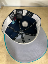 Load image into Gallery viewer, Hat
