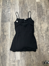 Load image into Gallery viewer, Lululemon Dress Size Large
