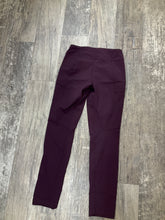 Load image into Gallery viewer, Arc’teryx pants size 2-26/s-xs
