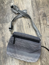 Load image into Gallery viewer, Lululemon bag
