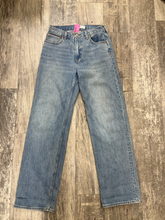 Load image into Gallery viewer, Denim Forum Denim Size 2 (26)

