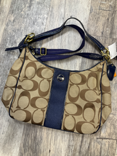 Load image into Gallery viewer, Coach Purse
