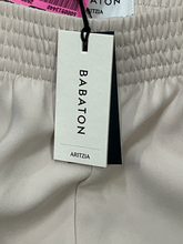 Load image into Gallery viewer, Babaton Khakis Size Medium
