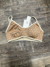 Load image into Gallery viewer, Sports Bra Size Large
