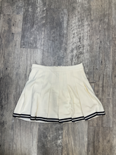 Load image into Gallery viewer, Sun Deh Short Skirt Size Large
