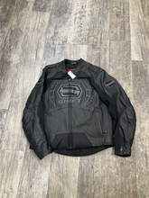 Load image into Gallery viewer, Heavy Outerwear Size Large
