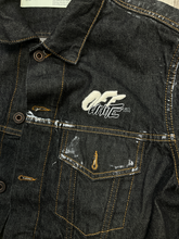 Load image into Gallery viewer, Off White Outerwear Size Large
