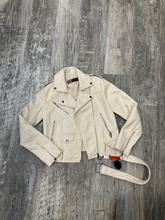 Load image into Gallery viewer, Zara Outerwear Size Small
