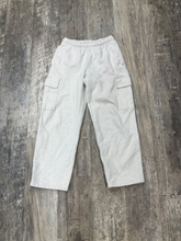 Load image into Gallery viewer, Tna Khakis Size Small
