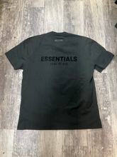 Load image into Gallery viewer, Essentials T-shirt Size Large
