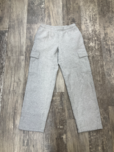 Load image into Gallery viewer, Tna Khakis Size Extra Small
