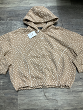 Load image into Gallery viewer, Sweatshirt Size Large
