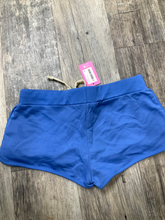 Load image into Gallery viewer, Edikted Shorts Size Small
